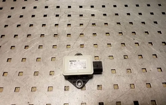 Audi A6 S6 C6 4F ESP acceleration yaw rate sensor 4F0907637A 0265005776