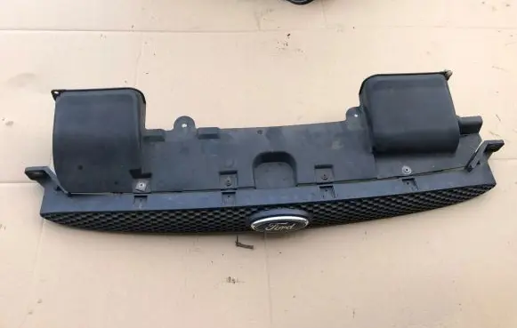 Ford Escort Front grill