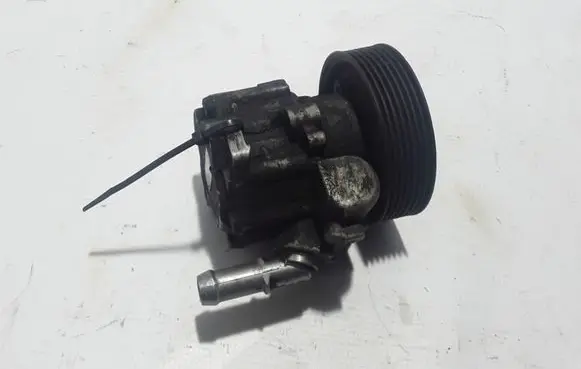 Renault Master II Power steering pump 7591955329