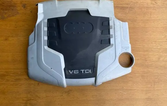 Audi A5 8T 8F Engine cover (trim) 059103925AQ
