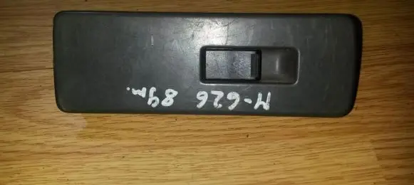 Mazda 626 Electric window control switch