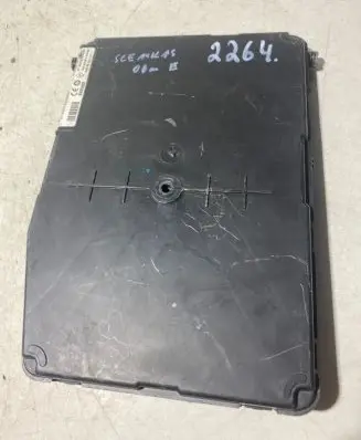 Renault Scenic II - Grand scenic II Comfort/convenience module 8200525364 05081 S118400150