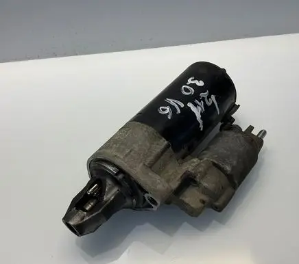 Mercedes-Benz E W211 Starter motor A0061516101 0061516101