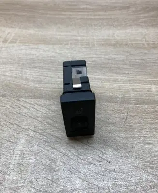 Volkswagen PASSAT B5.5 Seat heating switch 3B0963563A