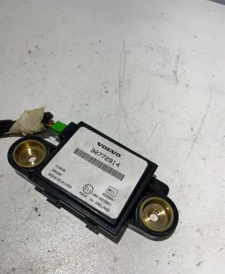 Volvo XC70 Alarm control unit/module 30772914 10R023601 832419101559