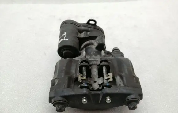 Chevrolet Corvette C8 Brake caliper pad carrier rear 13546298