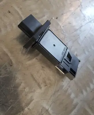 Nissan Qashqai Mass air flow meter 226807S000
