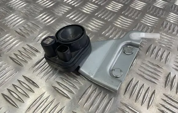Toyota RAV 4 (XA50) Alarm system siren 237000-6510 89040-42020