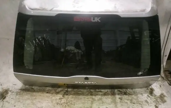 Volvo XC90 Tailgate/trunk/boot lid PILKAS