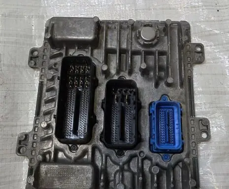 Opel Astra K Engine control unit/module 55512001