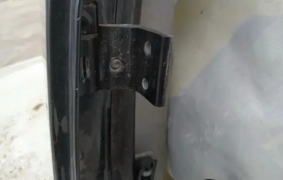 Audi A2 Rear door lower hinge