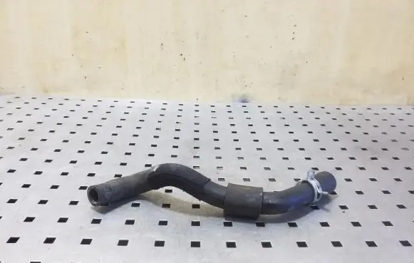 Volvo V40 Engine coolant pipe/hose 31319102