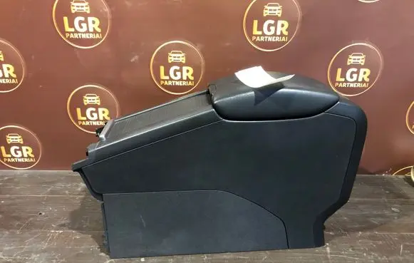 Volvo XC60 Armrest 30791394 39869654