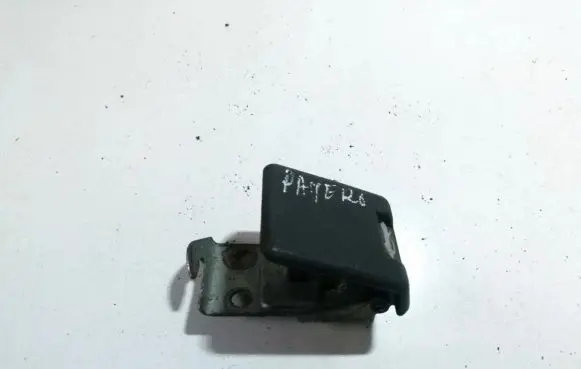 Mitsubishi Pajero Engine bonnet (hood) release handle