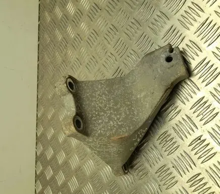 Nissan Leaf II (ZE1) Engine mounting bracket JTC4