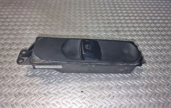 Mercedes-Benz Vito Viano W639 Electric window control switch A6395450613