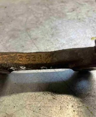 Land Rover Range Rover Sport L320 Front Brake Caliper Pad/Carrier 3931