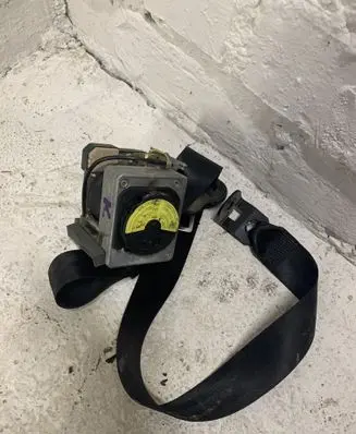 Skoda Octavia Mk1 (1U) Front seatbelt