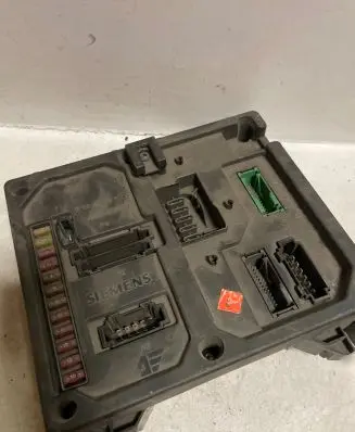 Volkswagen Sharan Fuse module S108145200E