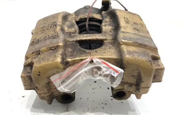Front brake caliper