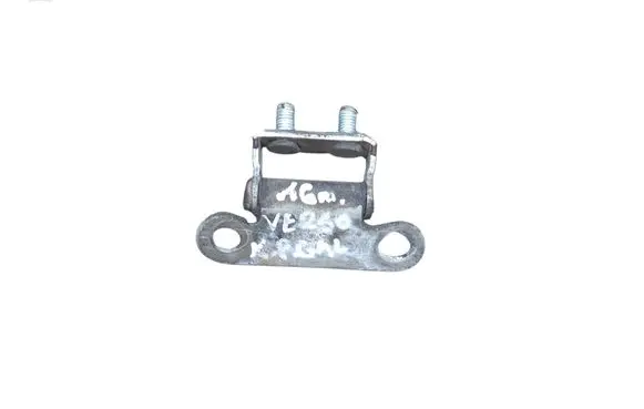 Toyota Verso Tailgate/trunk/boot hinge
