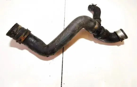 Mercedes-Benz R W251 Engine coolant pipe/hose a2515011582