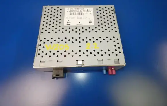 Mercedes-Benz C W205 HiFi Audio sound control unit A2229001408 A2229020408 A2229046200