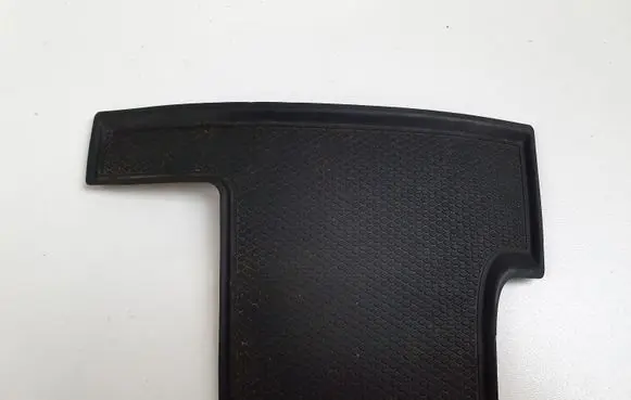 Mercedes-Benz E W211 Glove box pad A2116830051