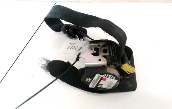 Skoda Octavia Mk2 (1Z) Front seatbelt 1Z0857701A 602519000