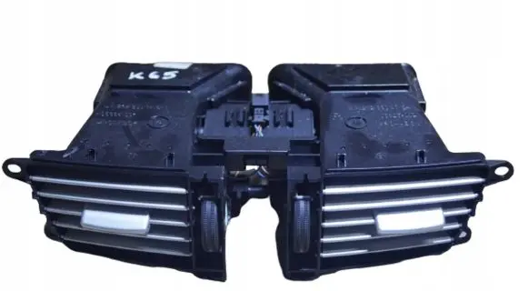 Mercedes-Benz E W212 Dash center air vent grill A2128302554