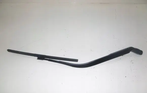 Infiniti Q70 Y51 Front wiper blade arm