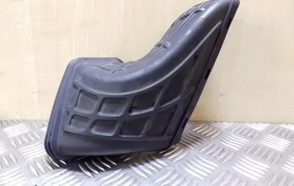 Audi A5 8T 8F Air intake duct part 1021300601