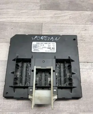 Volkswagen Golf Sportsvan Comfort/convenience module 5Q0937086AE 14H1001366 F05V01665