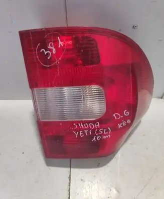 Skoda Yeti (5L) Rear/tail lights 5L0945257