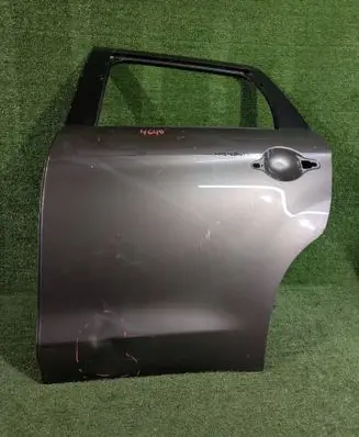 Mitsubishi ASX Rear door
