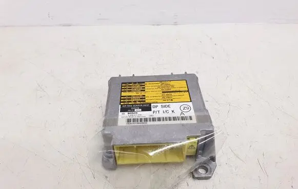 Lexus IS 220D-250-350 Airbag control unit/module 8917053110 0285001904