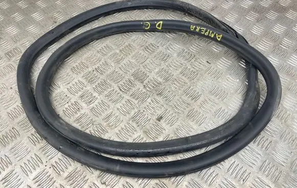 Opel Ampera Rubber seal rear door 