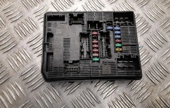 Renault Kangoo III Fuse box set 284B66911R
