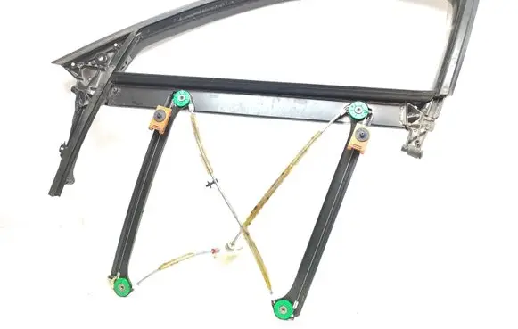 Audi A3 S3 A3 Sportback 8P Front door window/glass frame 8P4837339