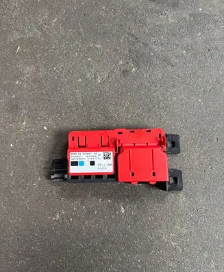 BMW 4 G22 G23 G24 G26 Current control relay 8795901