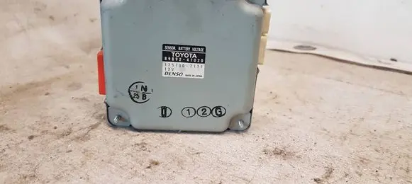 Toyota Prius (XW30) Other control units/modules 8989247020 1751007171