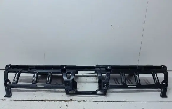 Engine bonnet/hood lock trim molding