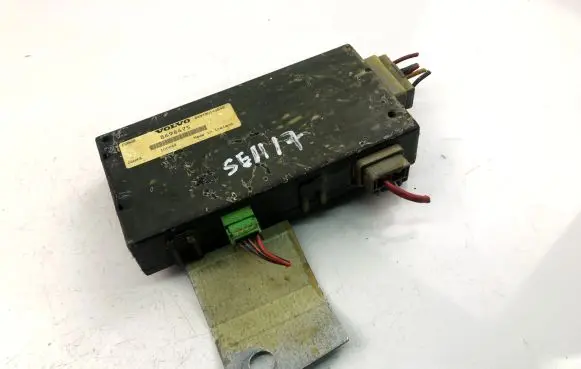 Volvo S40 Other control units/modules 8698475