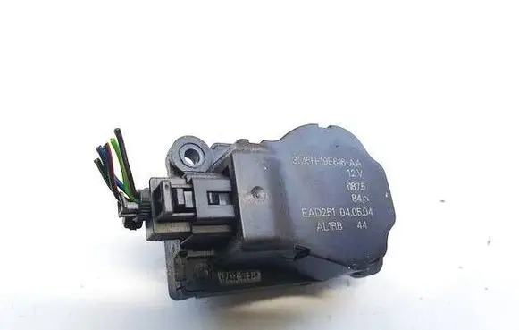 Ford Focus C-MAX Air flap motor/actuator 3M5H19E616AA 3M5H-19E616-AA