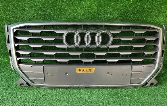 Audi Q2 - Front grill