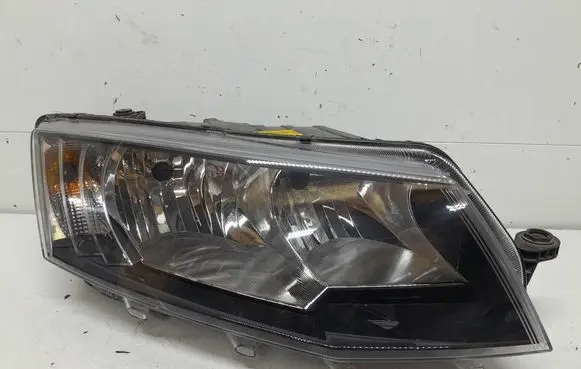 Skoda Octavia Mk3 (5E) Headlight/headlamp 5E2941016 13070242550