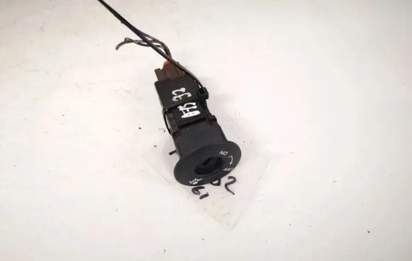 Passenger airbag on/off switch