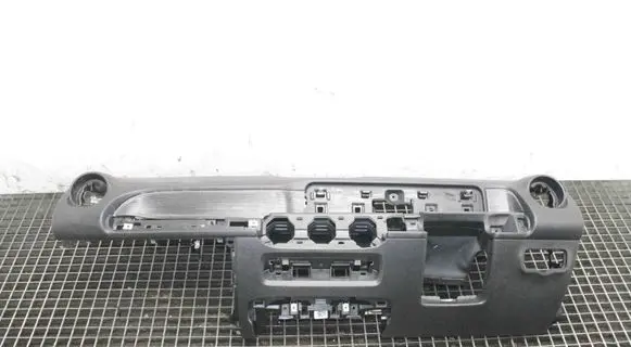 Mercedes-Benz EQB Dashboard 