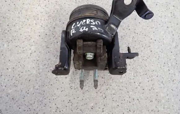 Toyota Corolla Verso AR10 Engine mount vacuum valve