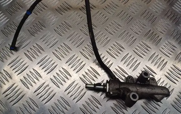 Opel Vectra C Fuel distributor 55188200